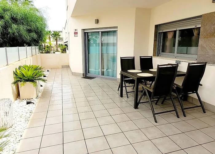 Pmt01 - Modern, Luxury With Heated Pool