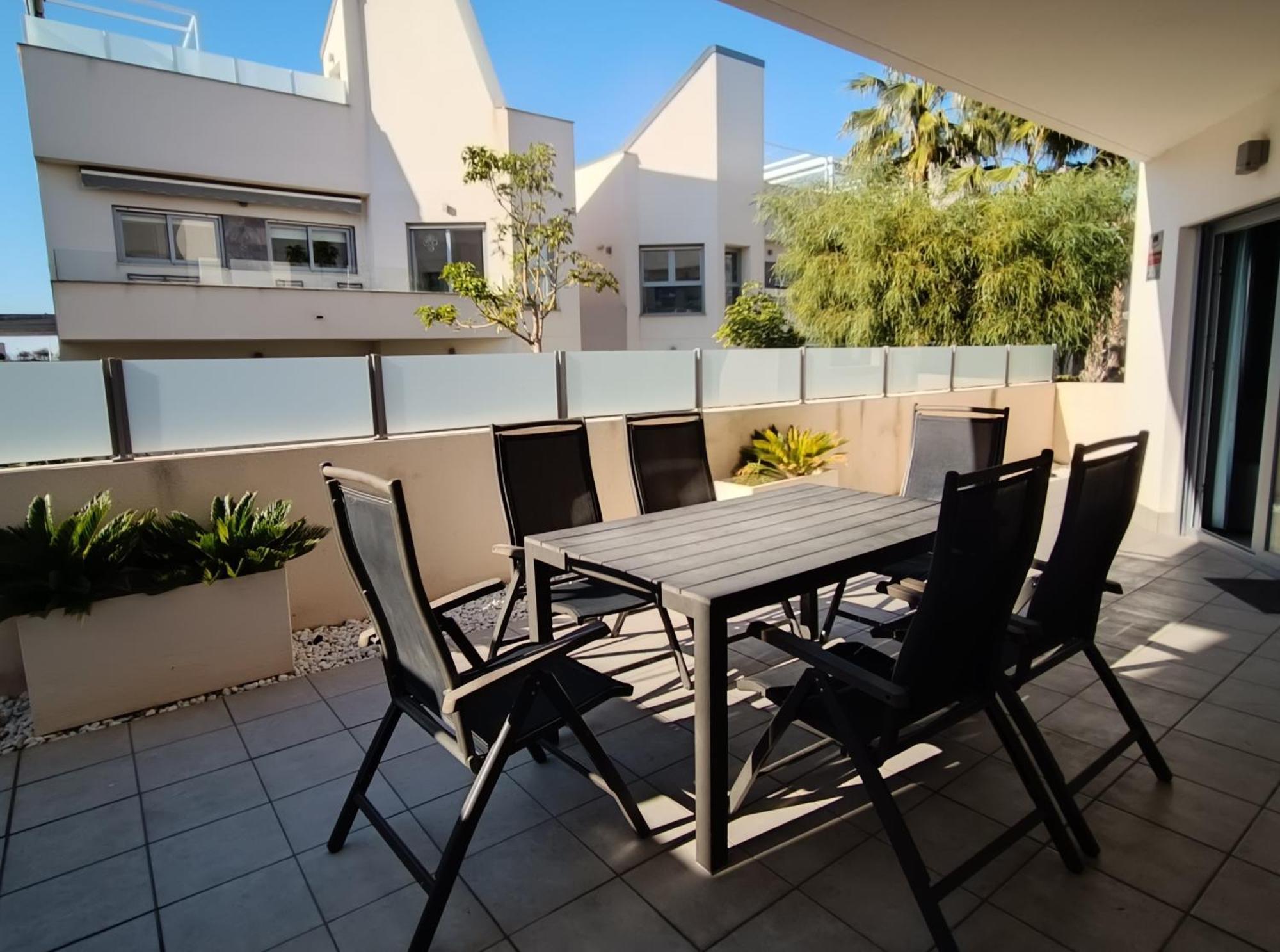 Pmt01 - Modern, Luxury With Heated Pool Apartment *